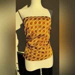 FAVORITE DAUGHTER
The Colette Ruched Strapless Top size S
